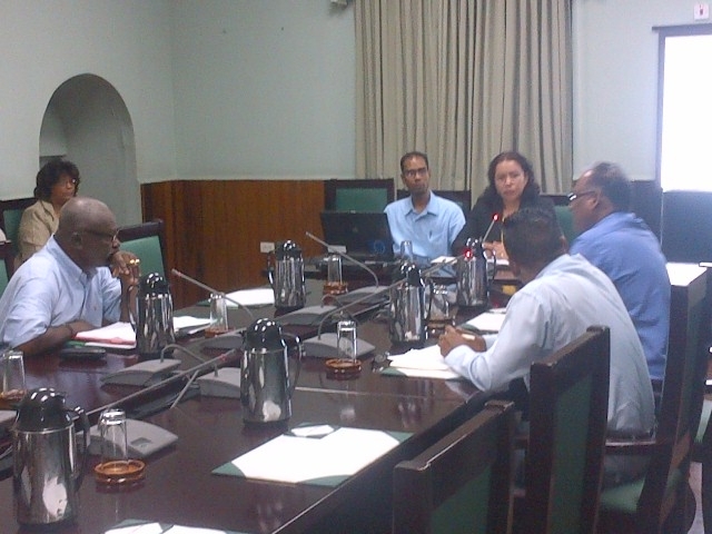 Guyana says T&T’s foreign currency law is bad business for transit passengers