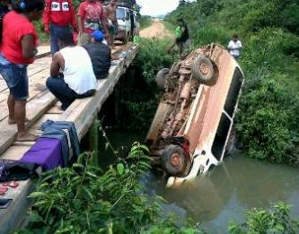 Several escape serious injury in Lethem trail mishap