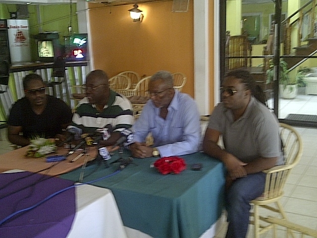 R Kelly now expected in October