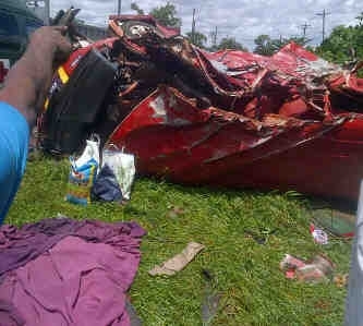 Updated: Four dead, five njured in East Bank Demerara smash-up