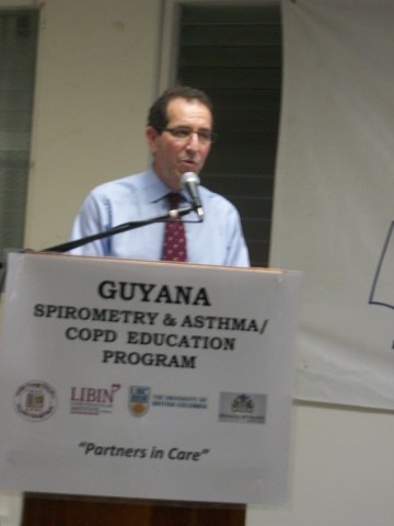 Canadian medical experts training local doctors in asthma education