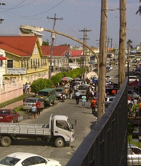 Berserk man kills four before he’s shot dead