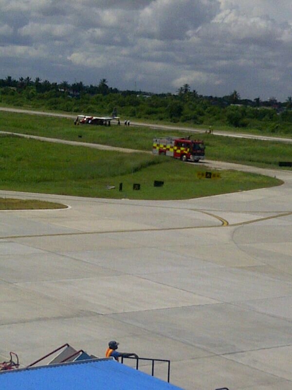 Aircraft veers off Ogle runway