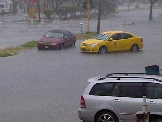 Update 2: Flood warning issued due to heavy rainfall, spring tide