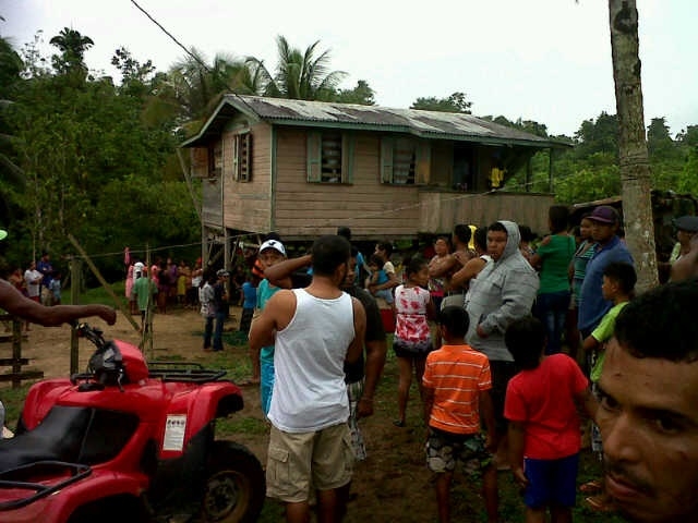 Man kills wife, commits suicide in presence of children