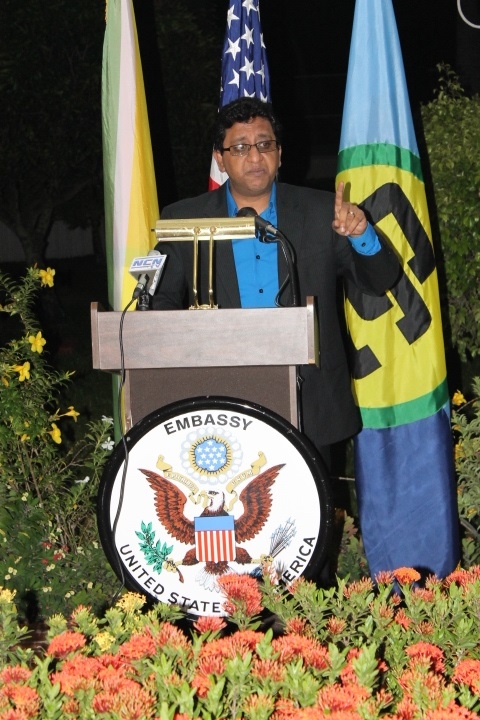 Govt hints at constitutional challenge to budget disapproval