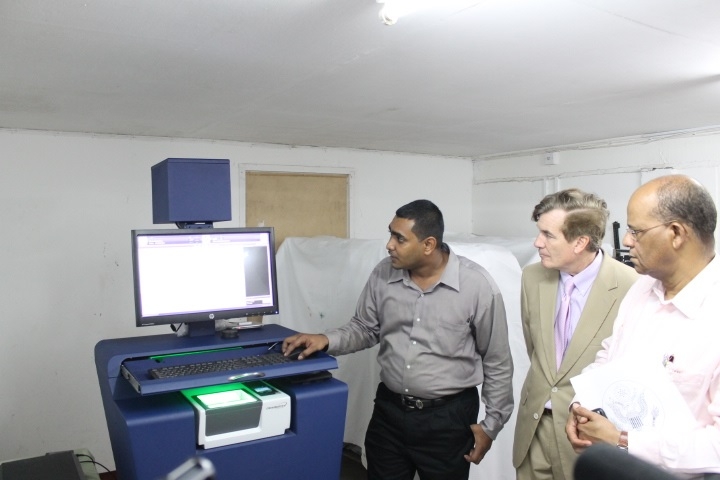 High-tech fingerprint device helping capture criminals