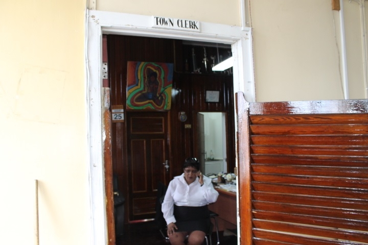 Updated: Town Clerk Sooba gains entry to office; calls in national police