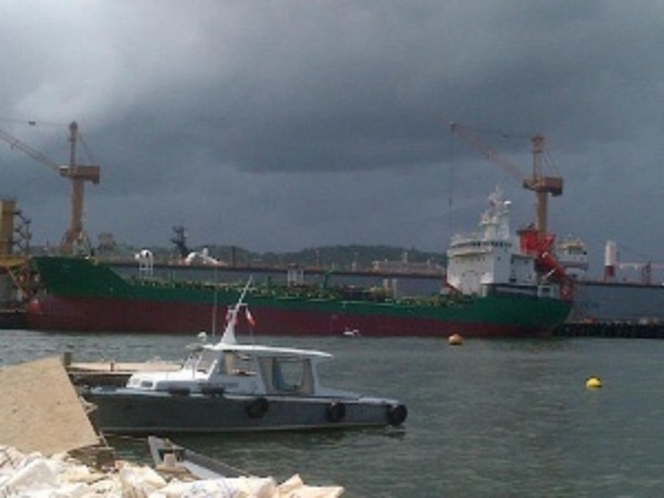 5 Guyanese on abandoned oil tanker for 19 months