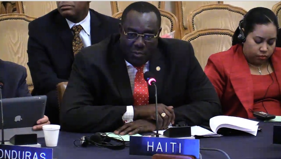 Caribbean News Desk radio programme for Tue, Dec 16, 2014