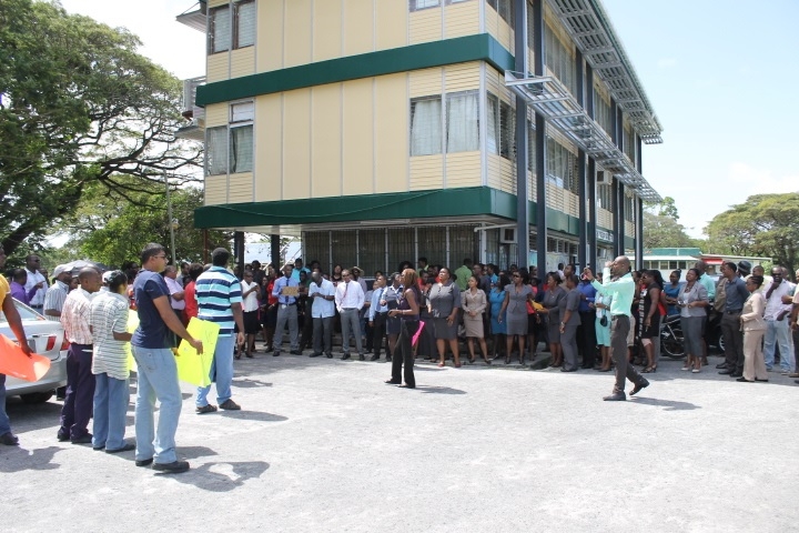 University of Guyana workers gradually intensifying unrest
