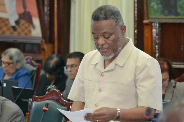 Sam Hinds congratulates Ambassador Harper as PPPC’s PM candidate