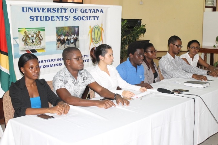 UG students demand lecturers end strike; contemplate legal action