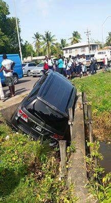 Finance Minister unhurt in vehicular accident