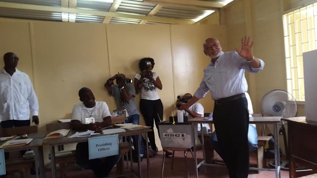 Updated: Opposition supporters will not be vicitmised if PPP wins; inclusive parliamentary governance best option–President tells Guyanese as he votes