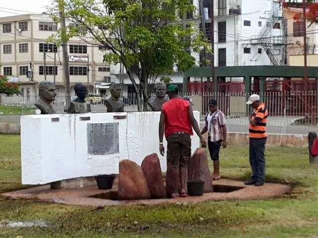 States Houses, monuments, other state symbols to be restored