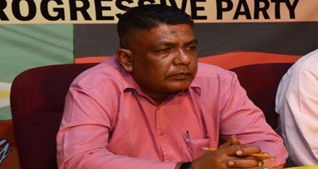 Another political appointee sues govt for breach of contract