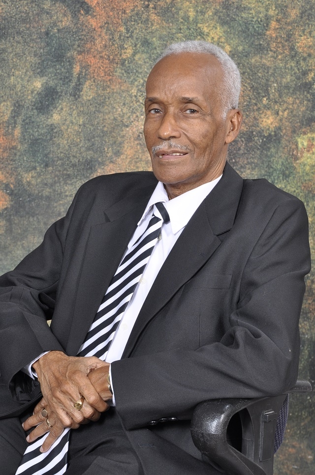 Veteran cricket statistician and insurance agent dies