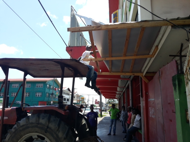 City Hall demolishes illegal structures, cleans Regent Street drains