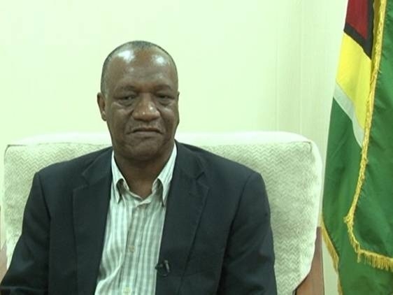 No apologies blunder: Harmon says sorry