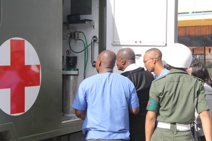 House Speaker faints at Poppy Day ceremony