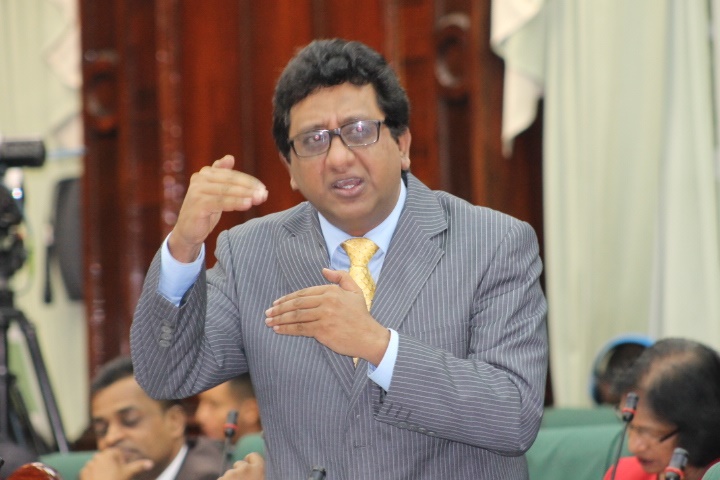 Govt supports mandatory death penalty, rendition to fight terrorism