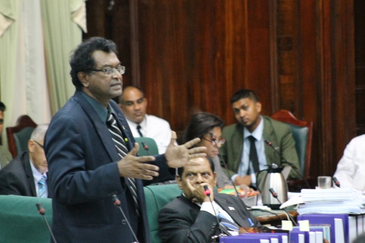 Govt supports mandatory death penalty, rendition to fight terrorism
