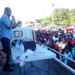Opposition Leader, Bharrat Jagdeo pledging his People's Progressive Party Civic's solidarity to the Wales Sugar Estate workers following government's announcement that the estate and factory would be closed in October, 2016.