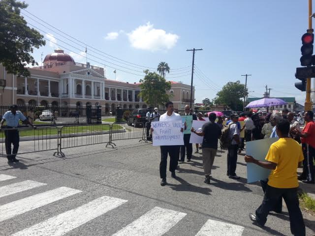 Wales sugar workers protest estate closure outside of Parliament