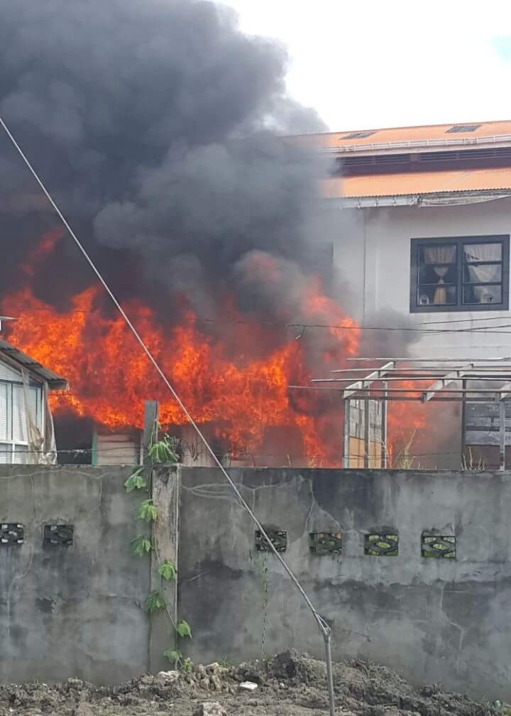 Fire destroys several stalls in Bartica; triggers move to regularise situation