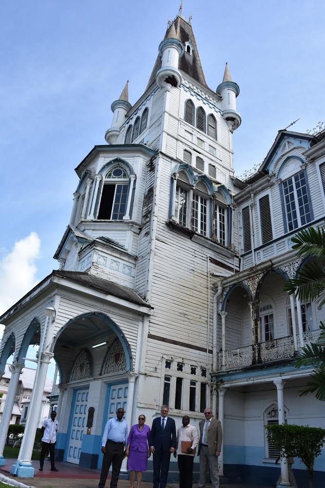 EU helping to restore derelict City Hall