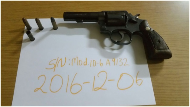 Police, suspected bandit exchange gunfire in robbery hot-spot