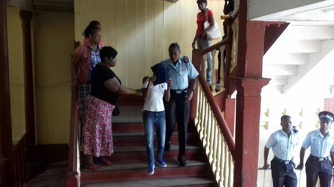 Children allegedly abandoned during cocaine raid