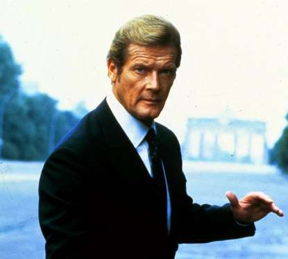Roger Moore, James Bond Star, Dies at 89