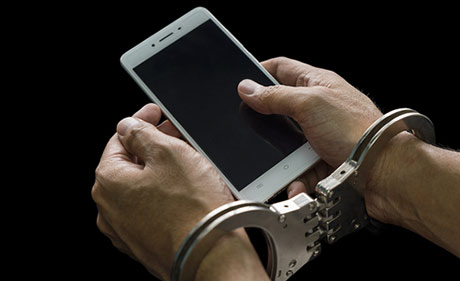 Alleged cell-phone thief charged