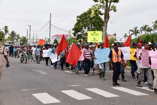 Sugar workers stage another protest against Skeldon Estate privatisation