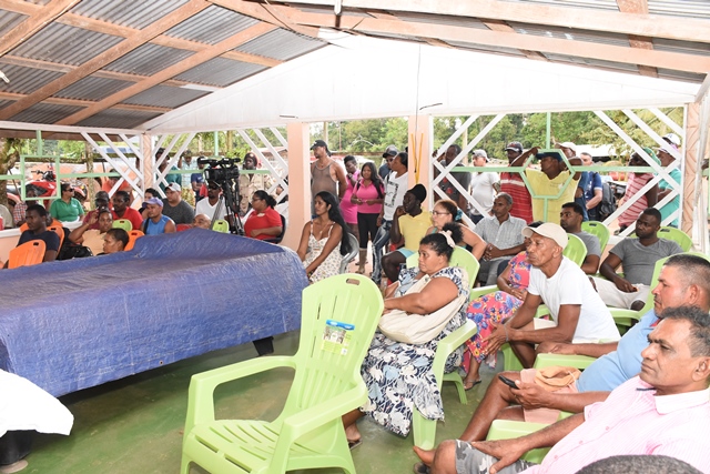 Foreigners working illegally in interior granted temporary amnesty