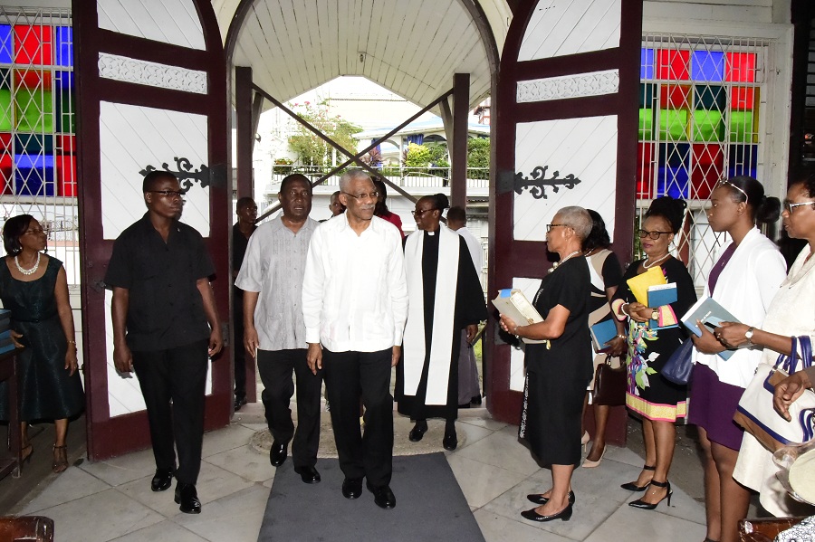 Granger floats idea of “social compact”, tells GPSU time for confrontation is over