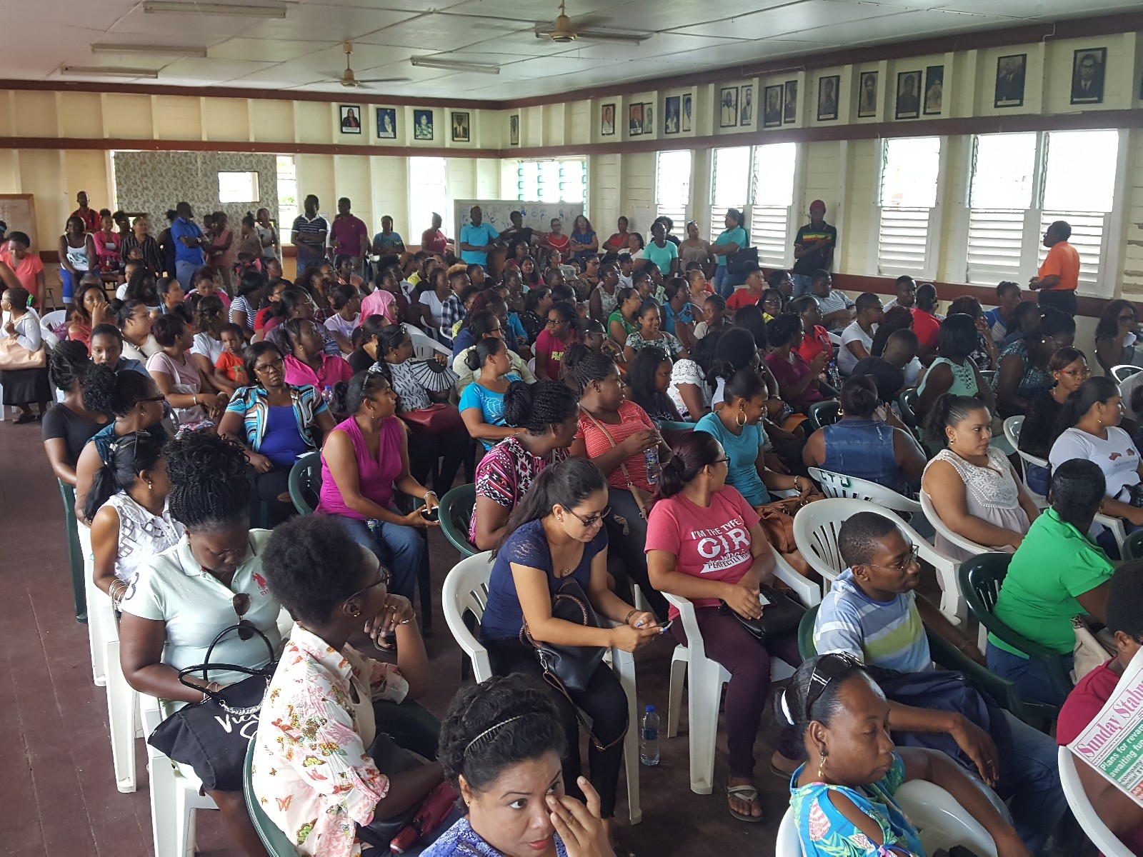 Teachers’ salary increase demands “unrealistic”; 10% percent per year plus non-salary benefits more realistic