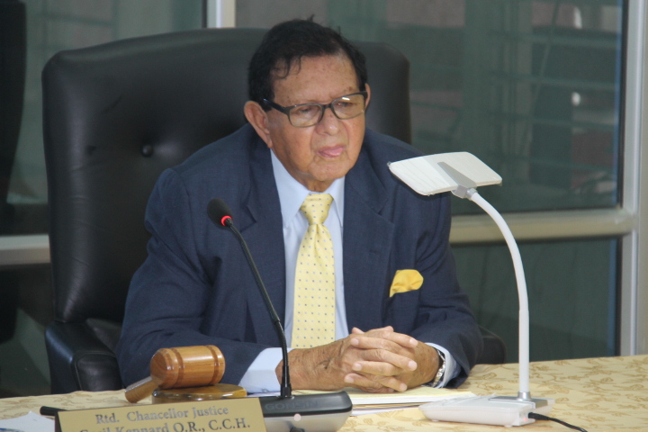 City retirees complain about delayed pensions, gratuities