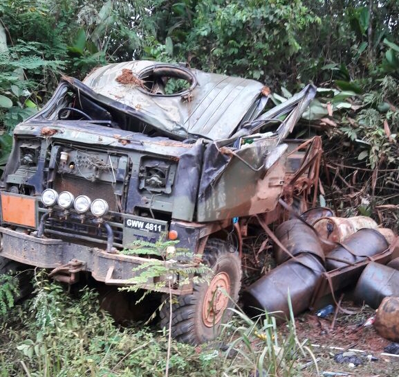 Three killed, two injured in fuel truck incident at Puruni