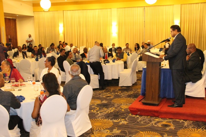 Transparency Institute assails politicians, justice system for low marks on corruption, transparency, public confidence