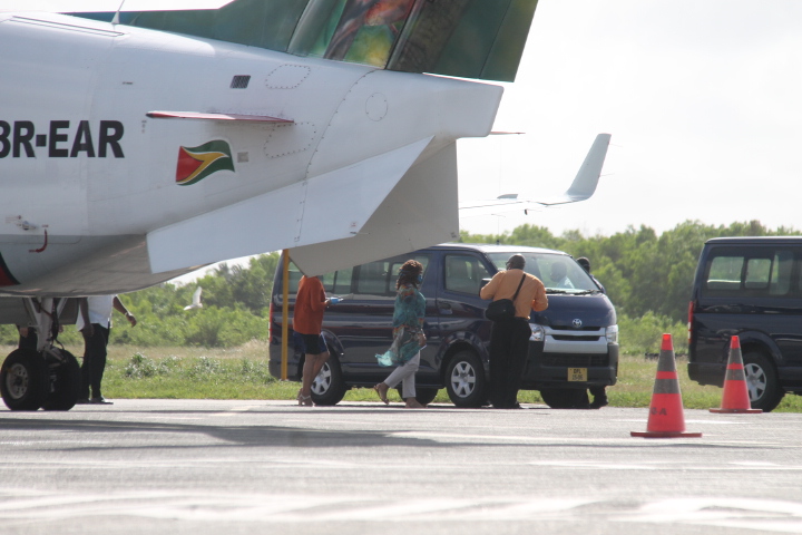 Caricom recount team arrives; Caricom Chairman reiterates link between credible recount, legitimate govt