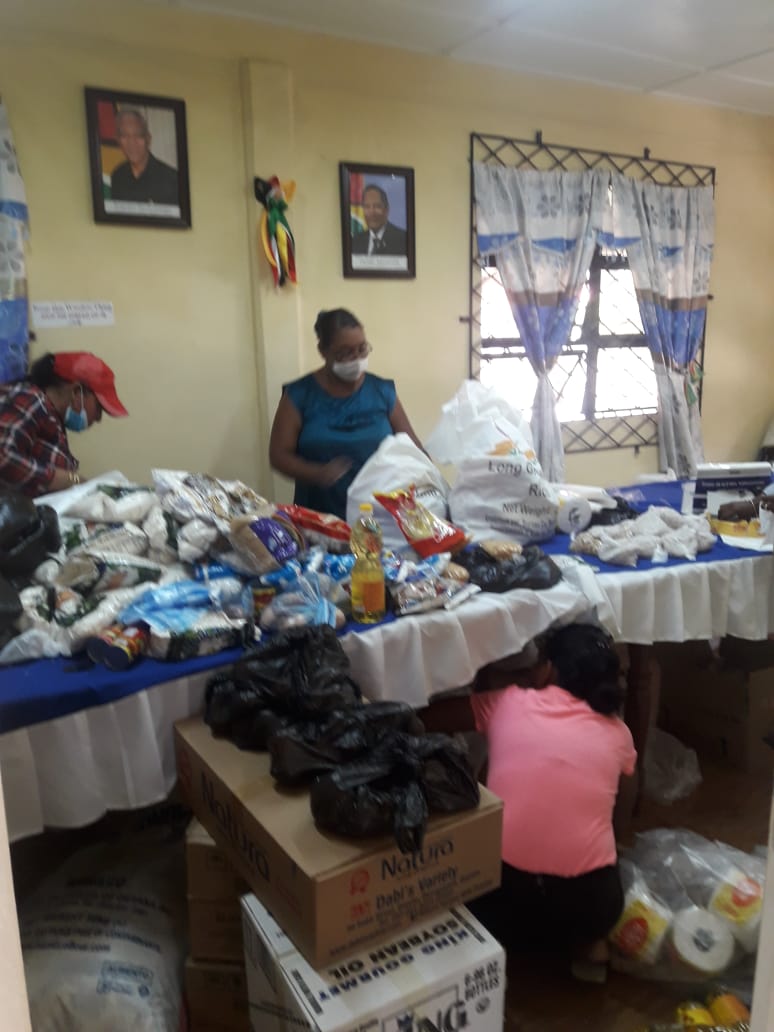 100 families in Mora-Parika NDC get COVID-19 relief supplies