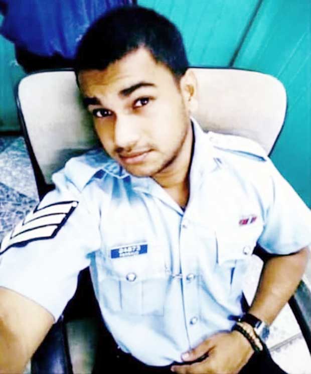 Speeding policeman dies after slamming into bikes, spares