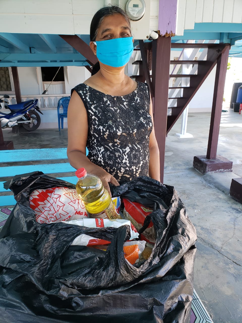 Cancer patients get GTT Pinktober-funded hampers