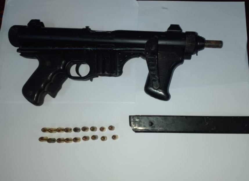 Surinamese held with machine gun, ammo, cash at border crossing