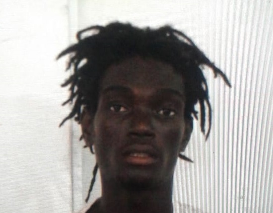 Armed robbery accused escapes from Lusignan Prison