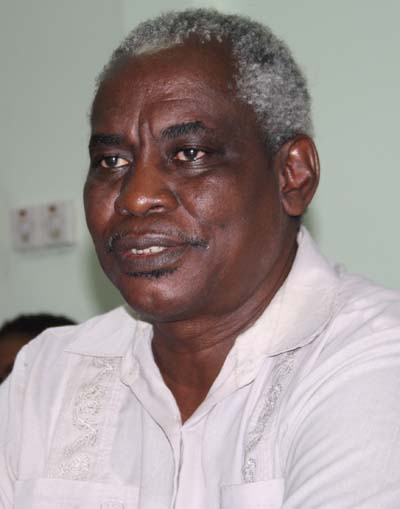 Home Affairs Minister urges West Berbice residents not to block road