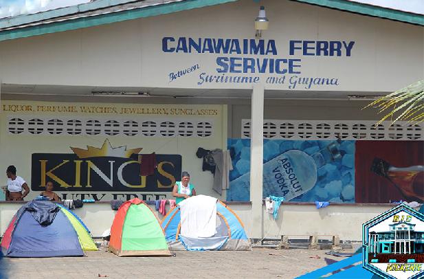 Surinamese police remove Guyana-bound Cubans from ferry port